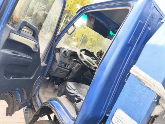 [南昌·赣A] 二手江汽集团瑞铃2011款 2.5T 舒适型标双排HFC4DA1-1B