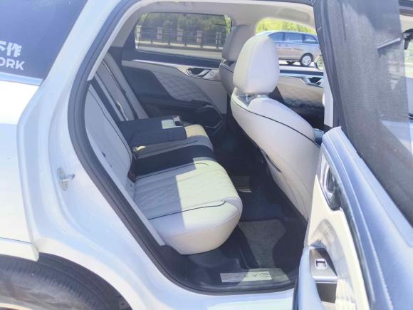 [青岛·鲁B] 二手魏牌魏牌 摩卡2021款 2.0T 两驱特醇版