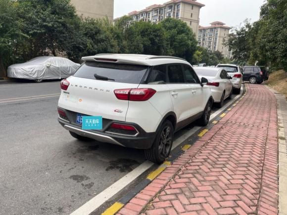 [芜湖·皖B] 二手猎豹汽车猎豹CS92017款 1.5L CVT风尚型