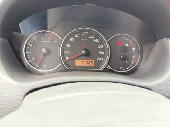 [常州·苏D] 二手铃木雨燕2014款 1.3L 手动标准型