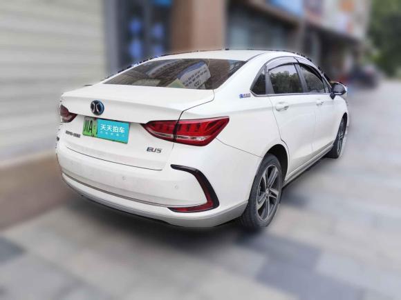 [成都·川A] 二手北京汽车北京EU52018款 R500 智风版