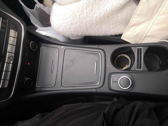 [无锡·苏B] 二手奔驰奔驰CLA2017款 改款 CLA 200 时尚型