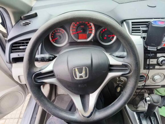 [上海·苏B] 二手本田锋范经典2008款 1.5L 自动精英版