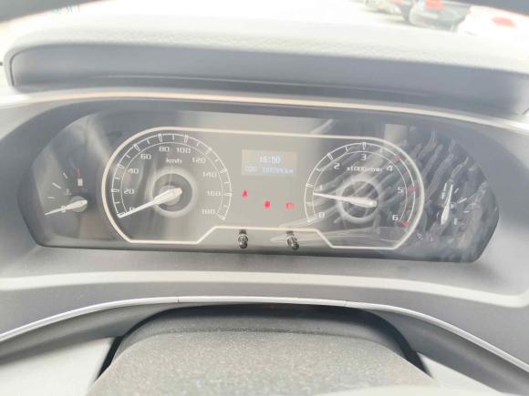 [合肥·皖A] 二手上汽大通MAXUS新途V802023款 2.0T 手动经典傲运通长轴中顶6/7/8/9座