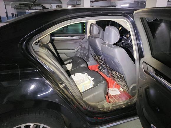 [宁波·皖L] 二手大众辉昂2018款 改款 380TSI 两驱商务版