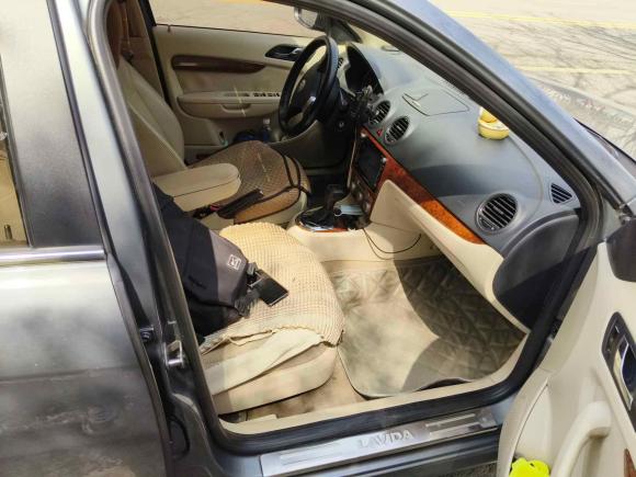 [西安·陕A] 二手大众朗逸2008款 2.0L 自动品轩版