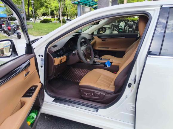 [佛山·粤E] 二手雷克萨斯雷克萨斯ES2015款 200 精英版