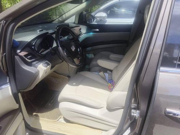 [上海·苏F] 二手别克别克GL82020款 陆上公务舱 652T 豪华型