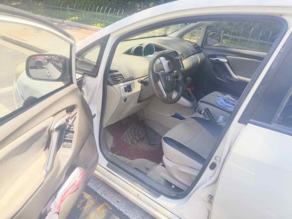 [温州·浙C] 二手丰田逸致2011款 180E CVT精英版