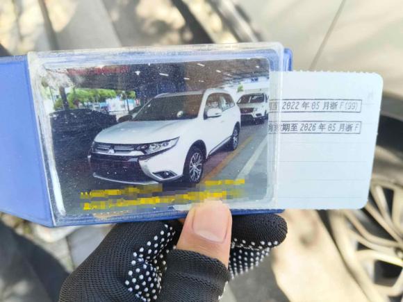 [嘉兴·浙C] 二手三菱欧蓝德2018款 2.4L 四驱豪华版 7座