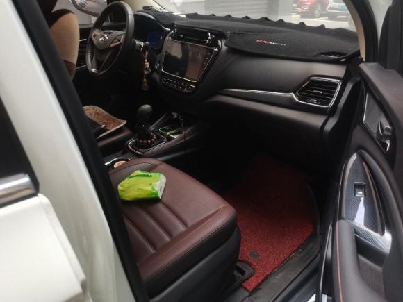 [深圳·粤T] 二手长安欧尚长安欧尚A8002017款 1.5T 手动尊享型