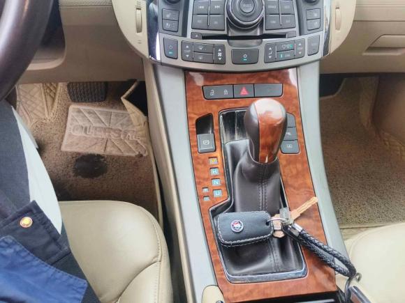 [成都·川A] 二手别克君越2012款 2.4L SIDI豪华版