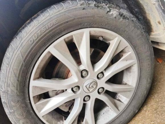 [广州·粤A] 二手宝骏宝骏7302016款 1.5L 手动舒适型 7座 国V