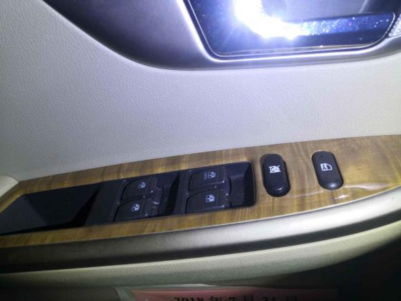 [上海·湘D] 二手别克凯越2015款 1.5L 手动经典型