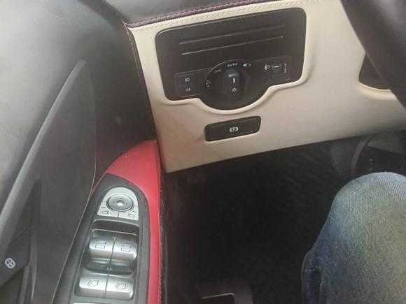 [杭州·浙D] 二手奔驰威霆2020款 2.0T 精英版 7座