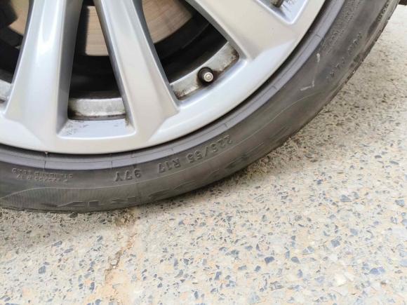 [武汉·鄂A] 二手宝马宝马5系2013款 525Li 豪华型