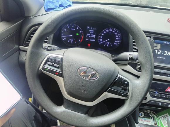 [成都·川A] 二手现代领动2016款 1.6L 自动智炫·精英型