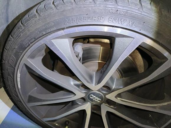 [成都·川A] 二手奥迪奥迪A4L2013款 35 TFSI 自动豪华型