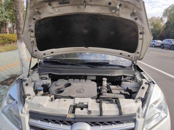 [宁波·浙B] 二手长安长安CS352015款 1.6L 手动豪华型 国V