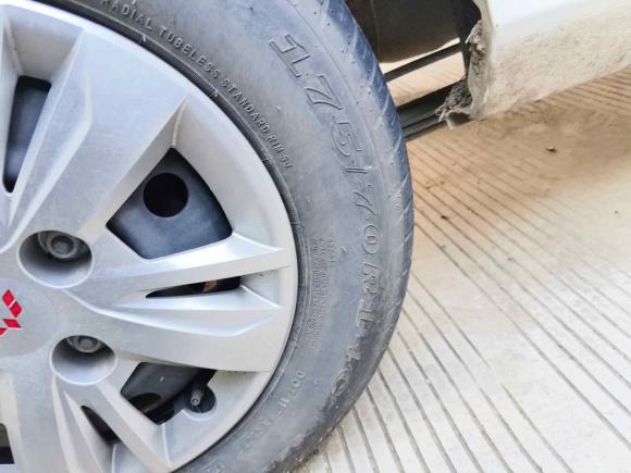 [苏州·苏E] 二手五菱汽车五菱宏光2019款 1.5L S基本型国VI LAR