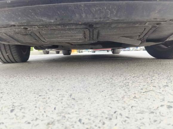 [成都·川A] 二手大众辉腾2011款 3.6L V6 5座加长商务版