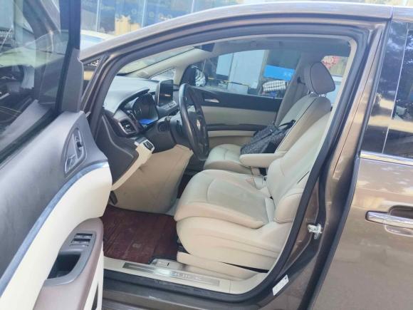 [青岛·鲁B] 二手别克别克GL82020款 陆上公务舱 652T 尊贵型