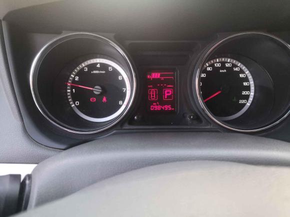 [武汉·鄂A] 二手东风风神东风风神A602014款 1.6L 自动豪华型