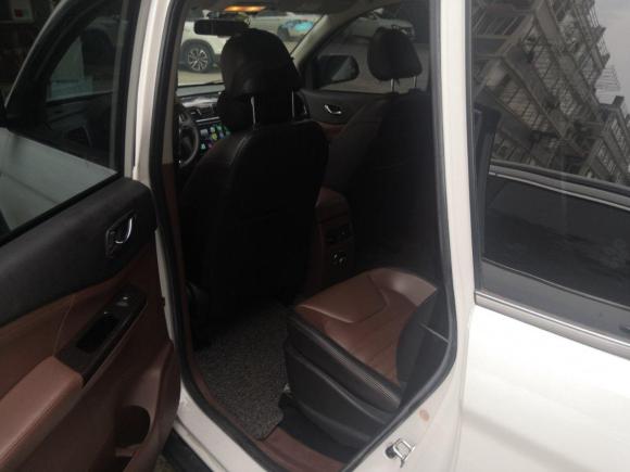 [南通·苏F] 二手东风风行风行SX62016款 1.6L CVT豪华型