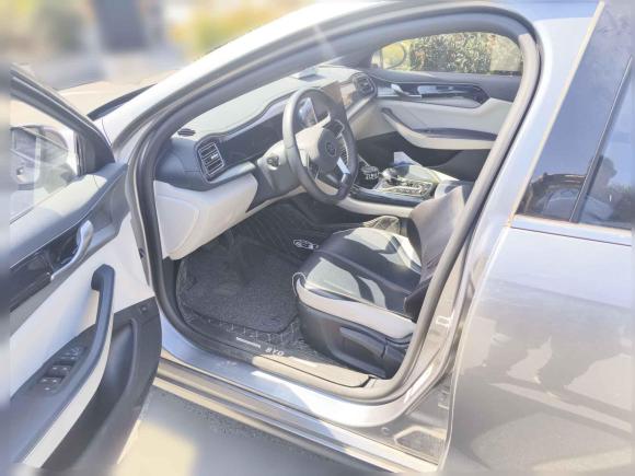 [青岛·鲁A] 二手比亚迪秦PLUS2021款 DM-i 120KM 尊贵型