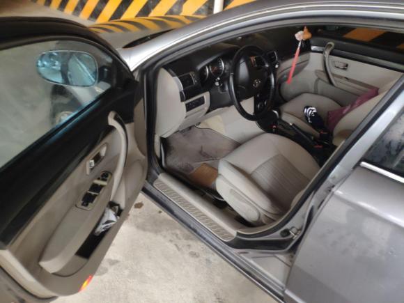 [济南·鲁A] 二手奔腾奔腾B702010款 2.0L 自动舒适型