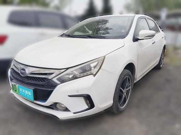 [西安·陕D] 二手比亚迪秦新能源2014款 1.5T 酷黑骑士旗舰型