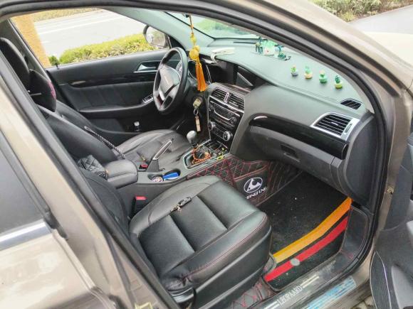 [合肥·豫A] 二手猎豹汽车猎豹CS102015款 2.0T 手动风尚型