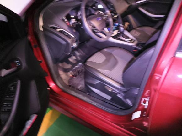 [南京·苏A] 二手福特福克斯2017款 两厢 EcoBoost 180 自动运动型