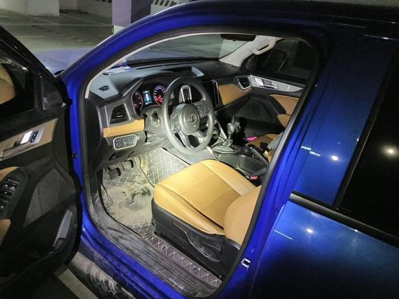 [成都·渝A] 二手长城炮2019款 2.0T商用版手动柴油四驱精英型长箱GW4D20M