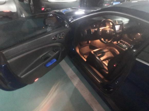 [温州·苏E] 二手捷豹捷豹XK2012款 XKR 5.0L 机械增压硬顶版