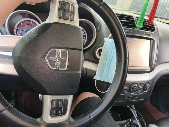 [南通·苏F] 二手道奇酷威2013款 2.4L 两驱尊尚版