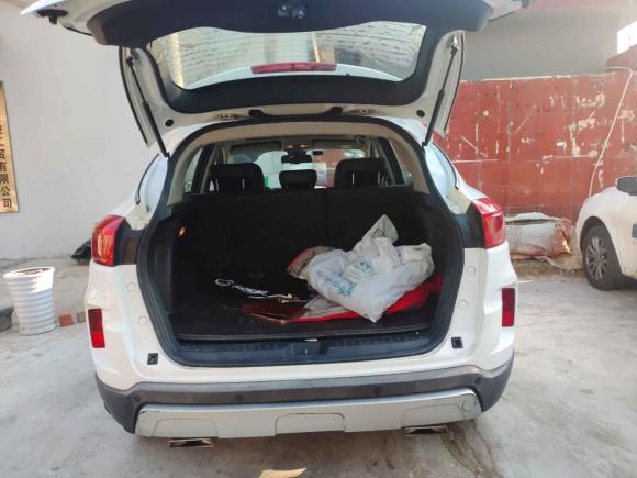 [青岛·黑B] 二手奔腾奔腾X802013款 2.0L 自动豪华型