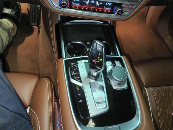 [广州·粤A] 二手宝马宝马7系2019款 改款 740Li xDrive 行政型 M运动套装