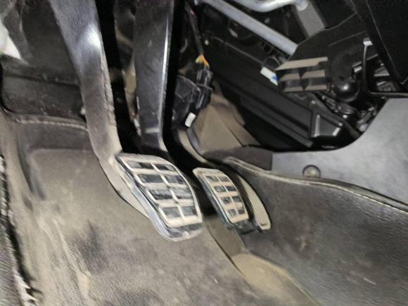 [青岛·鲁B] 二手力帆汽车轩朗2017款 1.8L 手动精英型