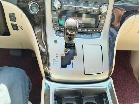 [上海·沪A] 二手丰田埃尔法2012款 3.5L 尊贵版