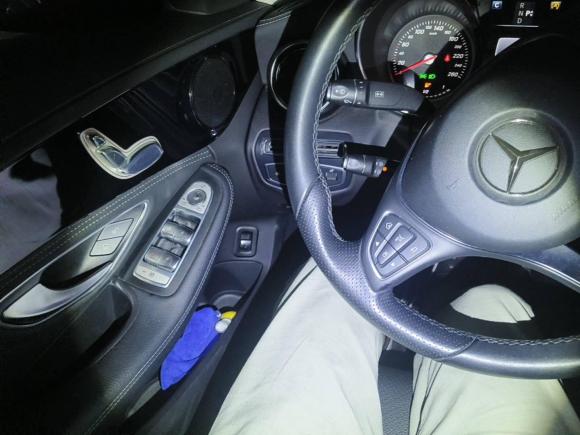 [上海·沪L] 二手奔驰奔驰C级2017款 改款 C 180 L 动感型运动版