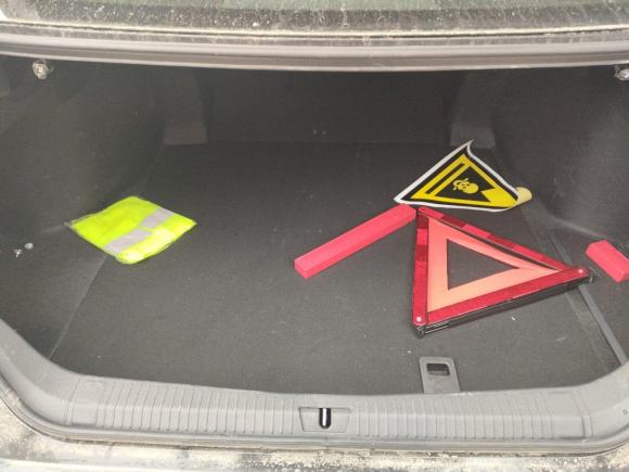 [西安·陕U] 二手丰田亚洲龙2022款 双擎 2.5L 豪华版