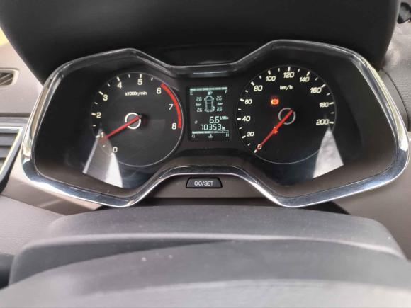 [西安·陕A] 二手宝骏宝骏310W2017款 1.5L 手动时尚型 国V