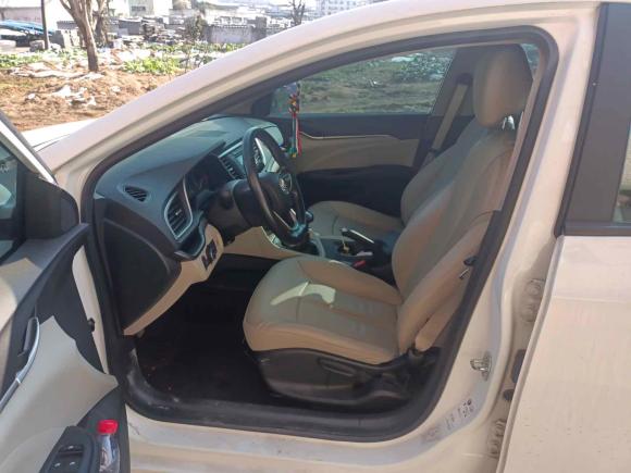 [金华·浙G] 二手别克英朗2018款 15T 手动精英型 国V