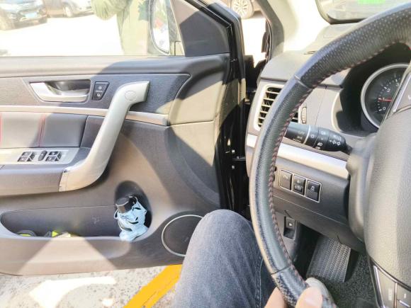 [无锡·苏B] 二手哈弗哈弗H62015款 运动版 1.5T 自动两驱豪华型