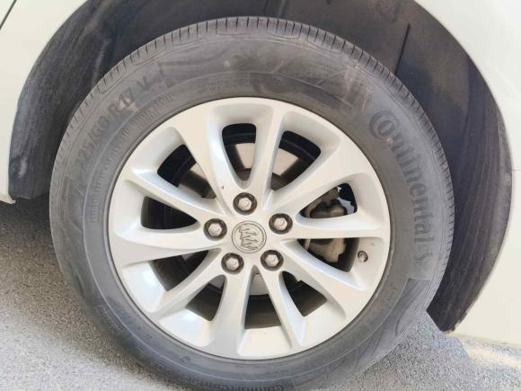 [济南·鲁A] 二手别克别克GL82017款 ES 28T 舒适型 国V