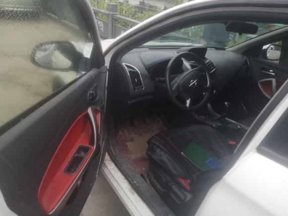 [温州·浙C] 二手海马海马S52015款 1.5T 手动豪华型运动版