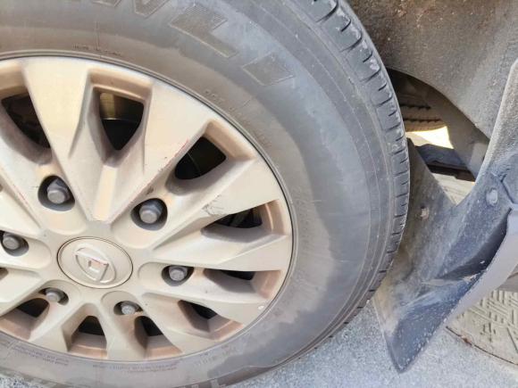 [上海·沪F] 二手上汽大通MAXUS新途V902022款 2.0T手动运杰前驱短轴高顶后单胎6座