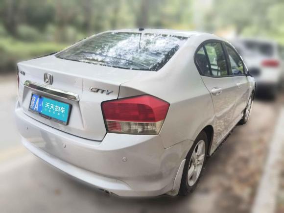 [南昌·赣A] 二手本田锋范经典2008款 1.5L 自动精英版