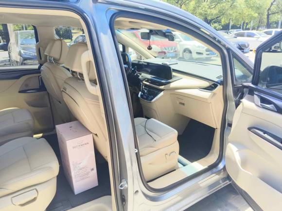 [上海·沪D] 二手别克别克GL82023款 ES陆尊 尊享型